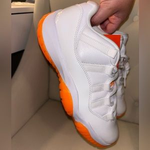 Jordan 11 Retro Low
